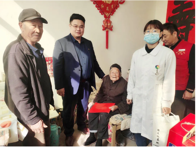 愛在重陽節(jié)，慰問暖人心