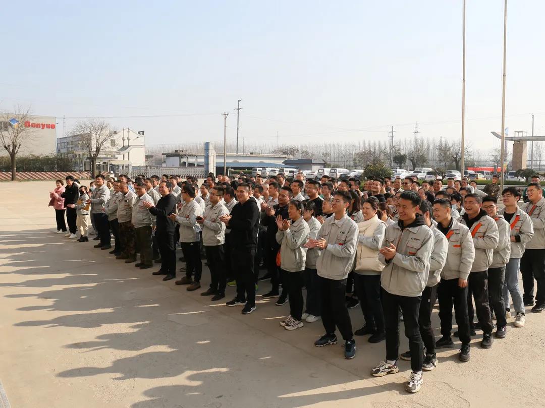 激情運(yùn)動(dòng)，快樂工作——東岳機(jī)械股份舉辦第四屆趣味運(yùn)動(dòng)會(huì)