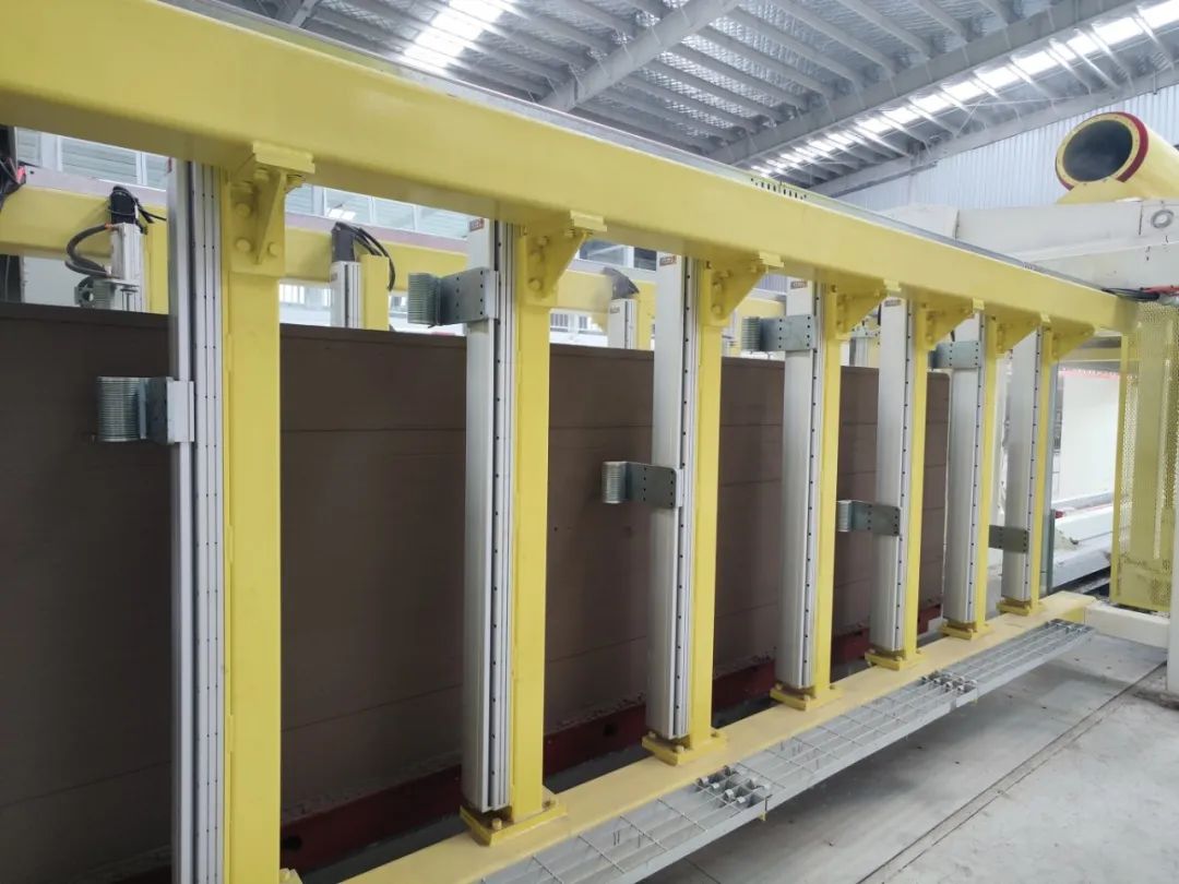 踐行“綠色責(zé)任”，共創(chuàng)生態(tài)工廠 | 東岳機(jī)械熱烈祝賀江西魯麗木業(yè)項(xiàng)目順利投產(chǎn)